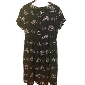 Vintage 90’s abstract print loose black dress